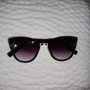American Eagle Outfitters Sunglasses Cat-Eyes 8050